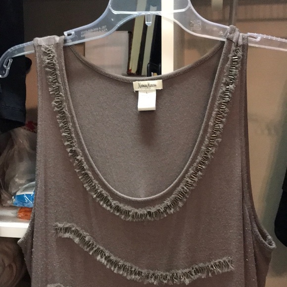 Tank top - Picture 4 of 4